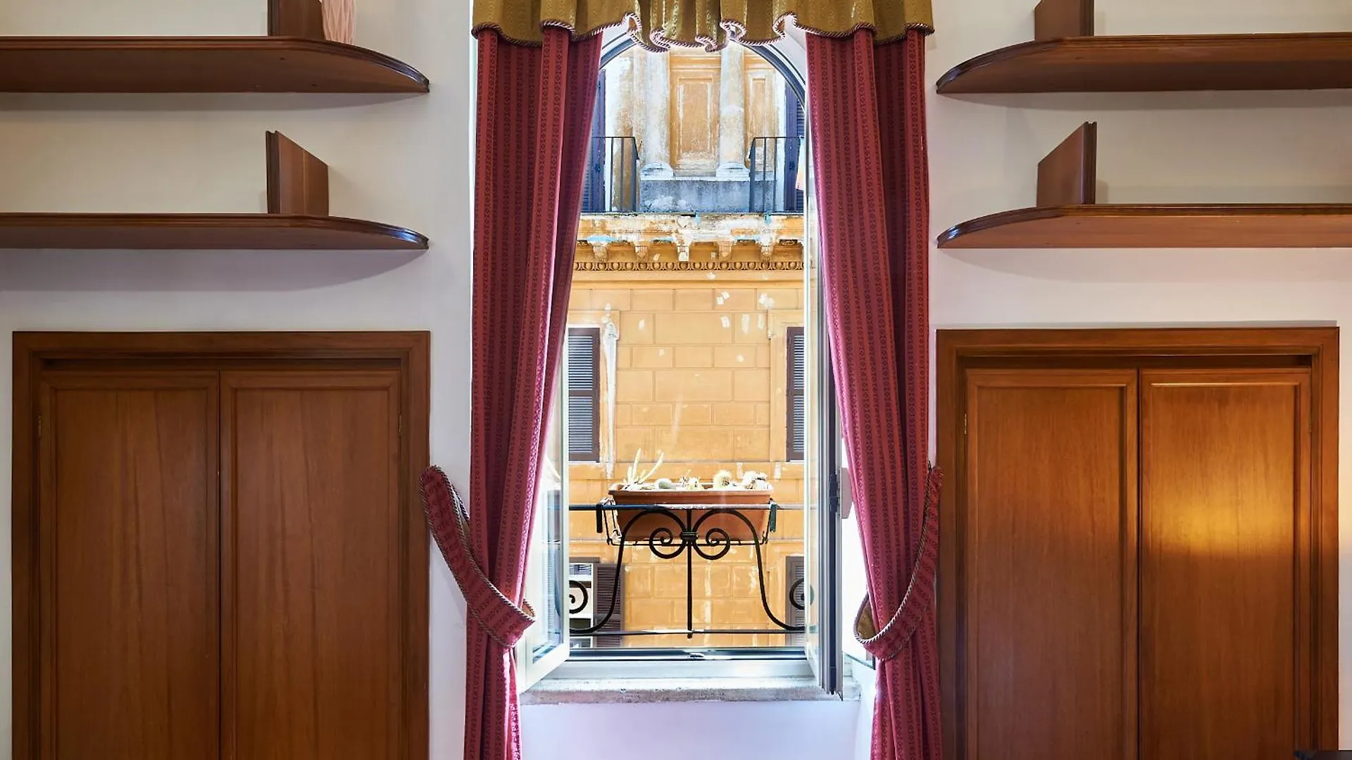 Irex Corso 43 Private Apartment Rome